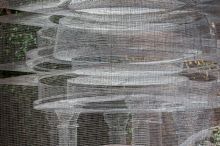 Edoardo tresoldi, cube temple, an ethereal creation of wire mesh in singapore